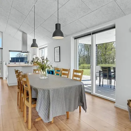 Holiday home Lovely In With Wifi Haderslev